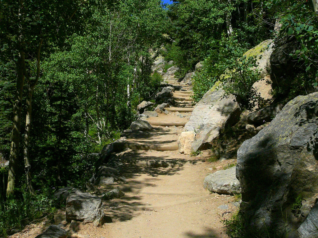 Hike to Dream Lake